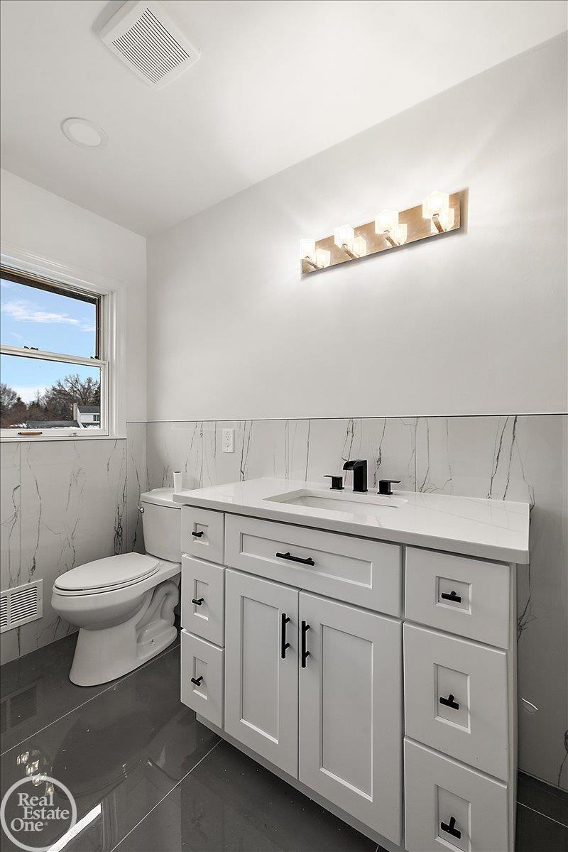 5594 Woodmire Drive