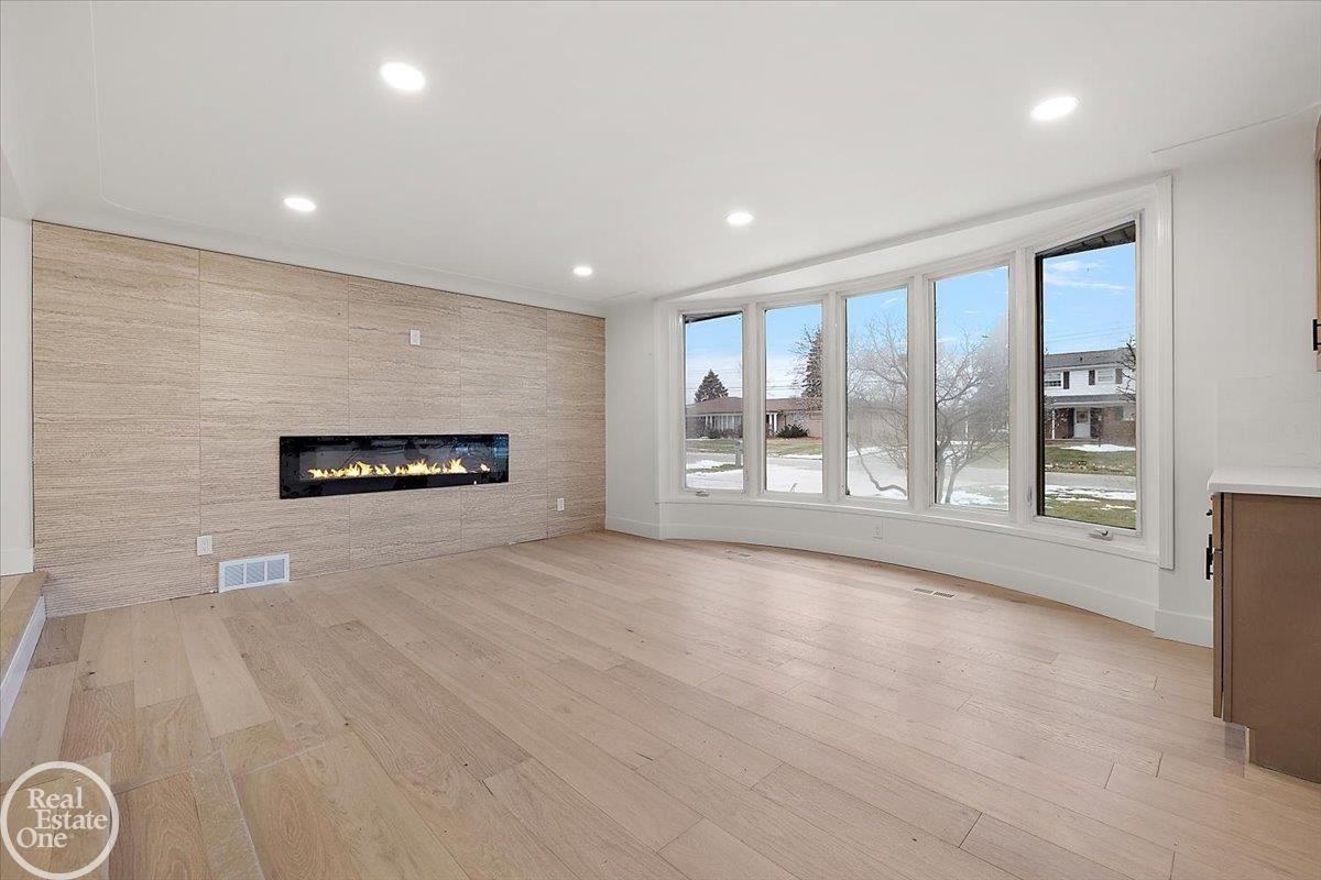 5594 Woodmire Drive