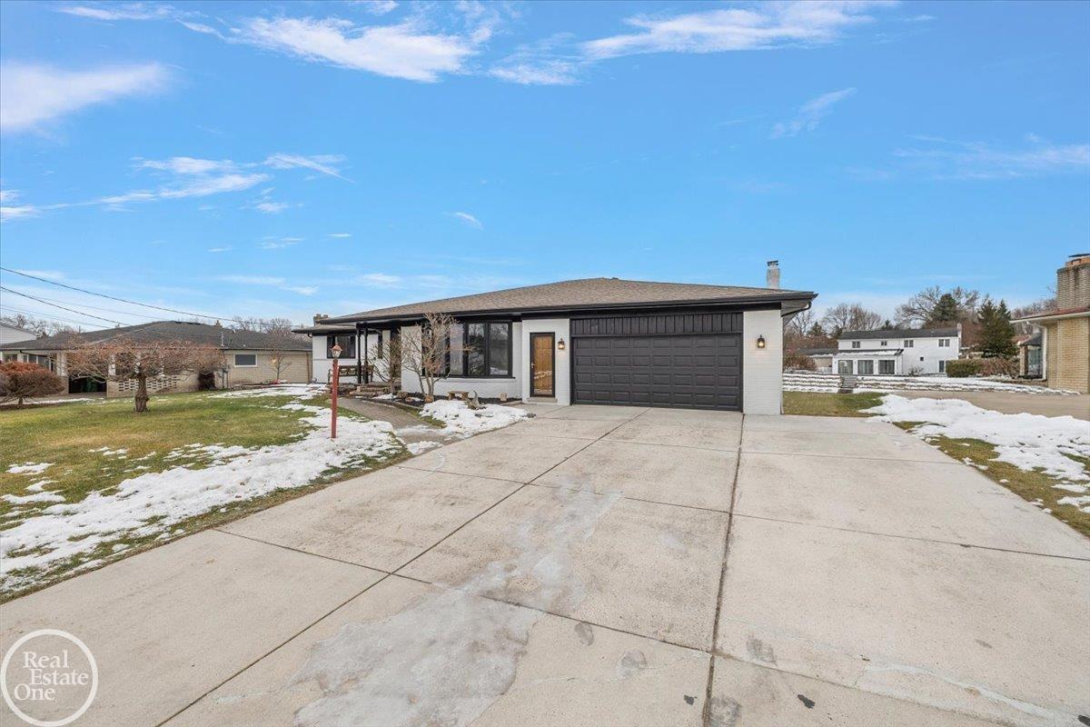 5594 Woodmire Drive
