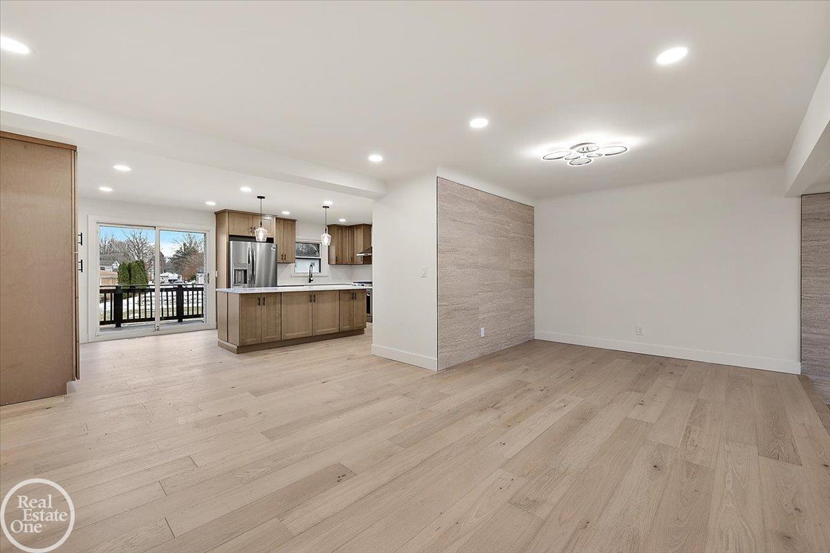 5594 Woodmire Drive