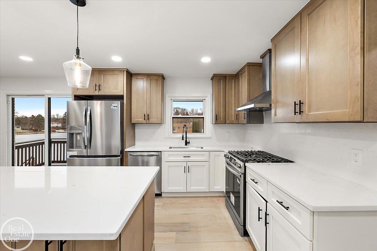 5594 Woodmire Drive