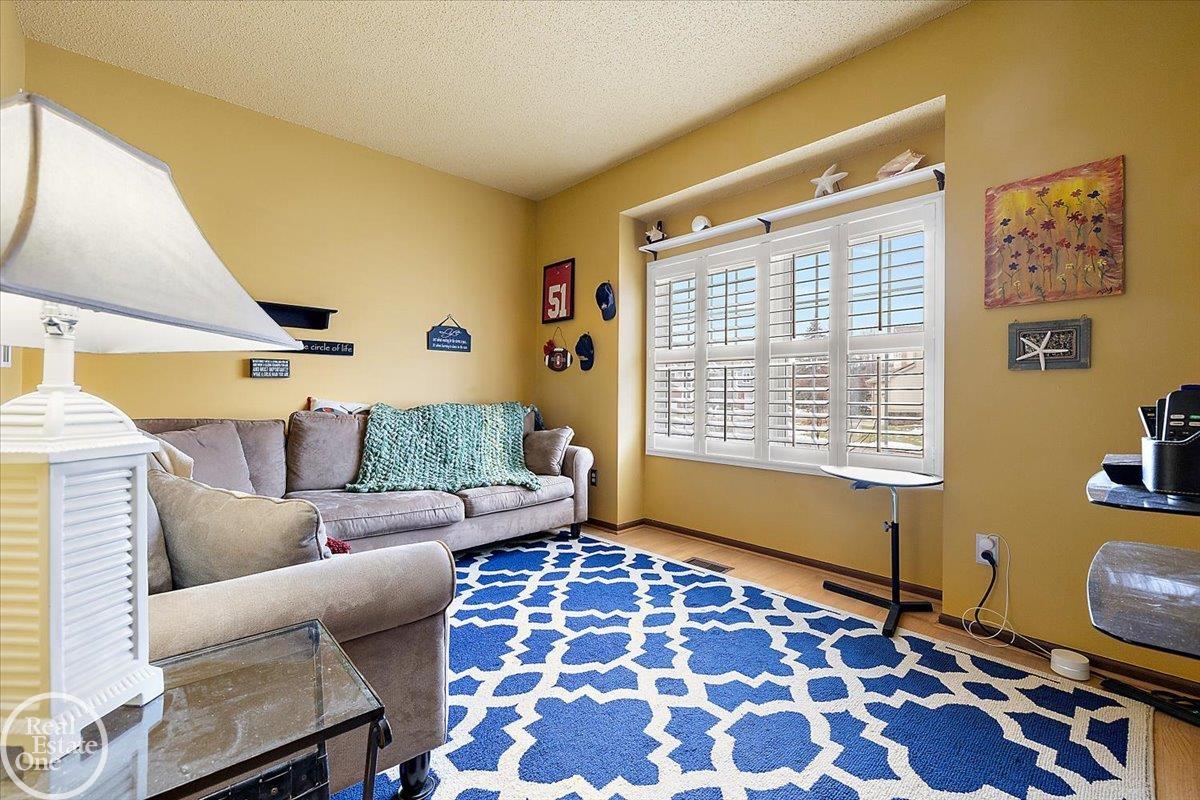31130 Seneca Lane Unit 16 Unit: Unit #16