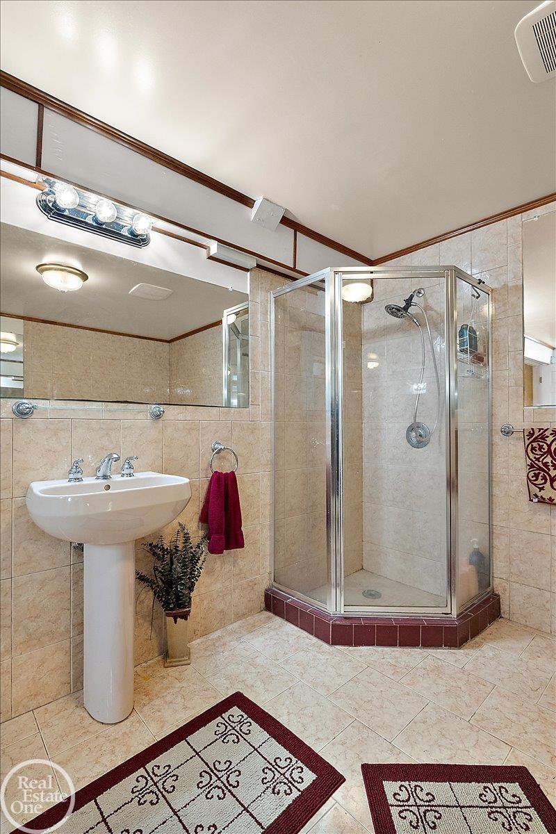 54168 Overbrook Court