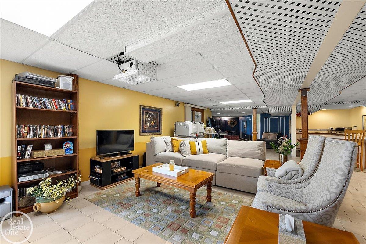 54168 Overbrook Court