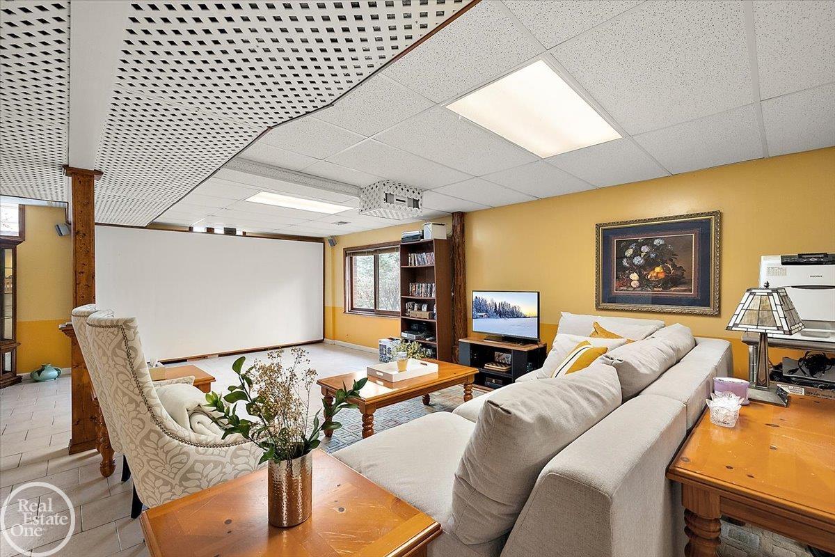 54168 Overbrook Court
