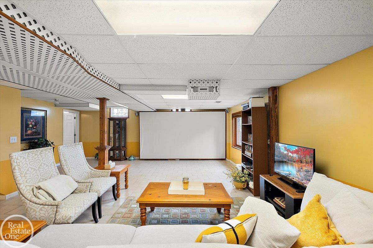 54168 Overbrook Court
