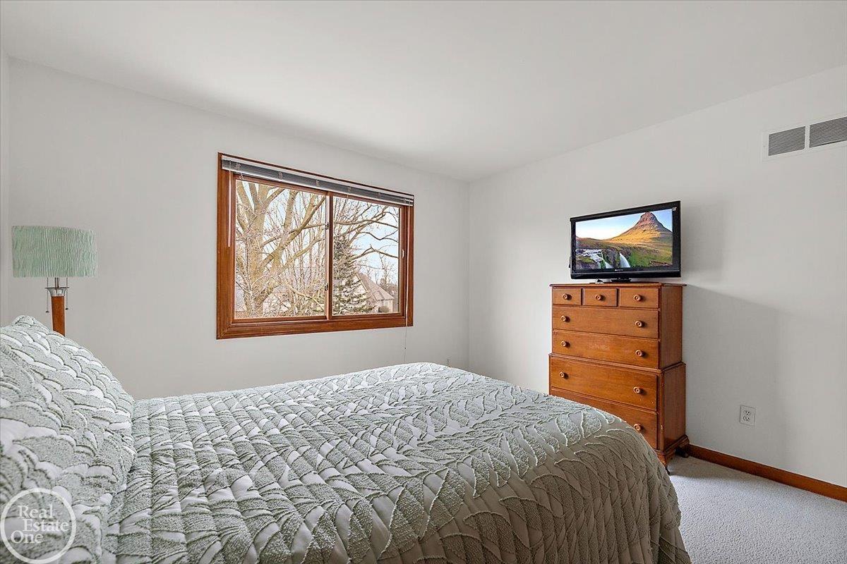 54168 Overbrook Court