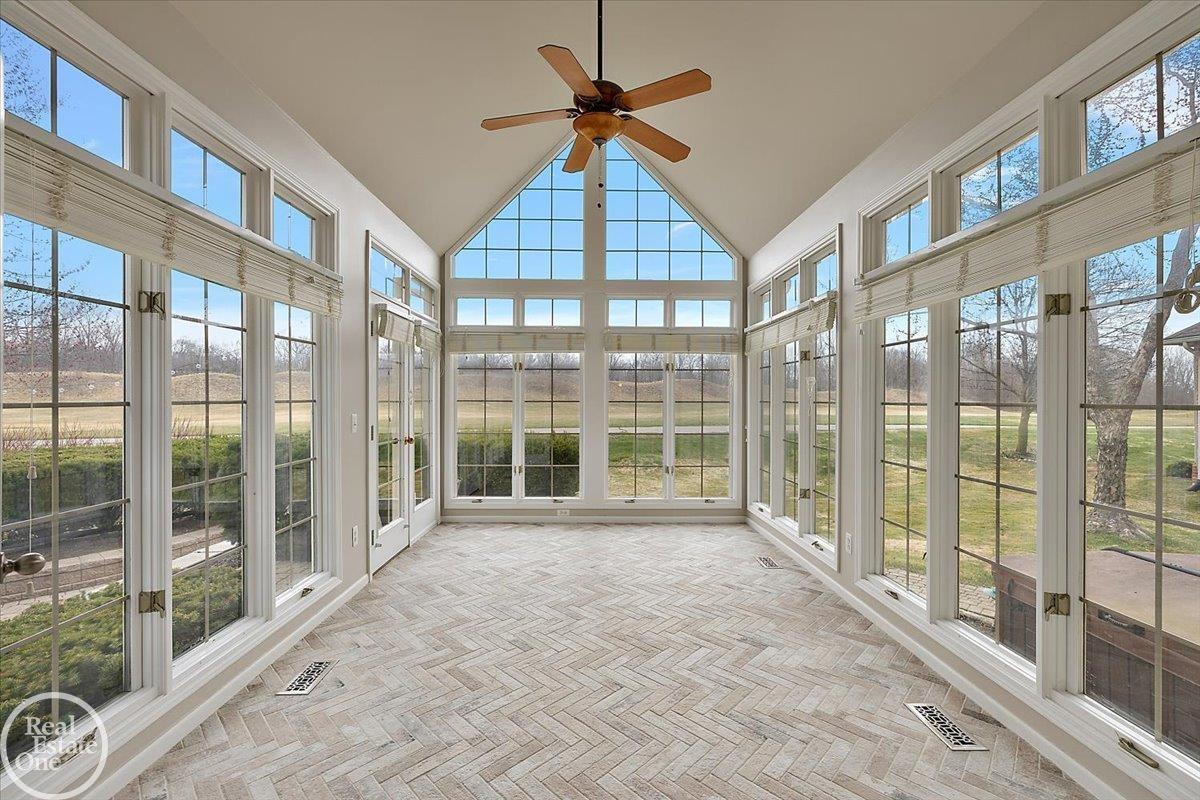 59807 Glacier Ridge N. Drive Unit 59 Unit: Unit #59