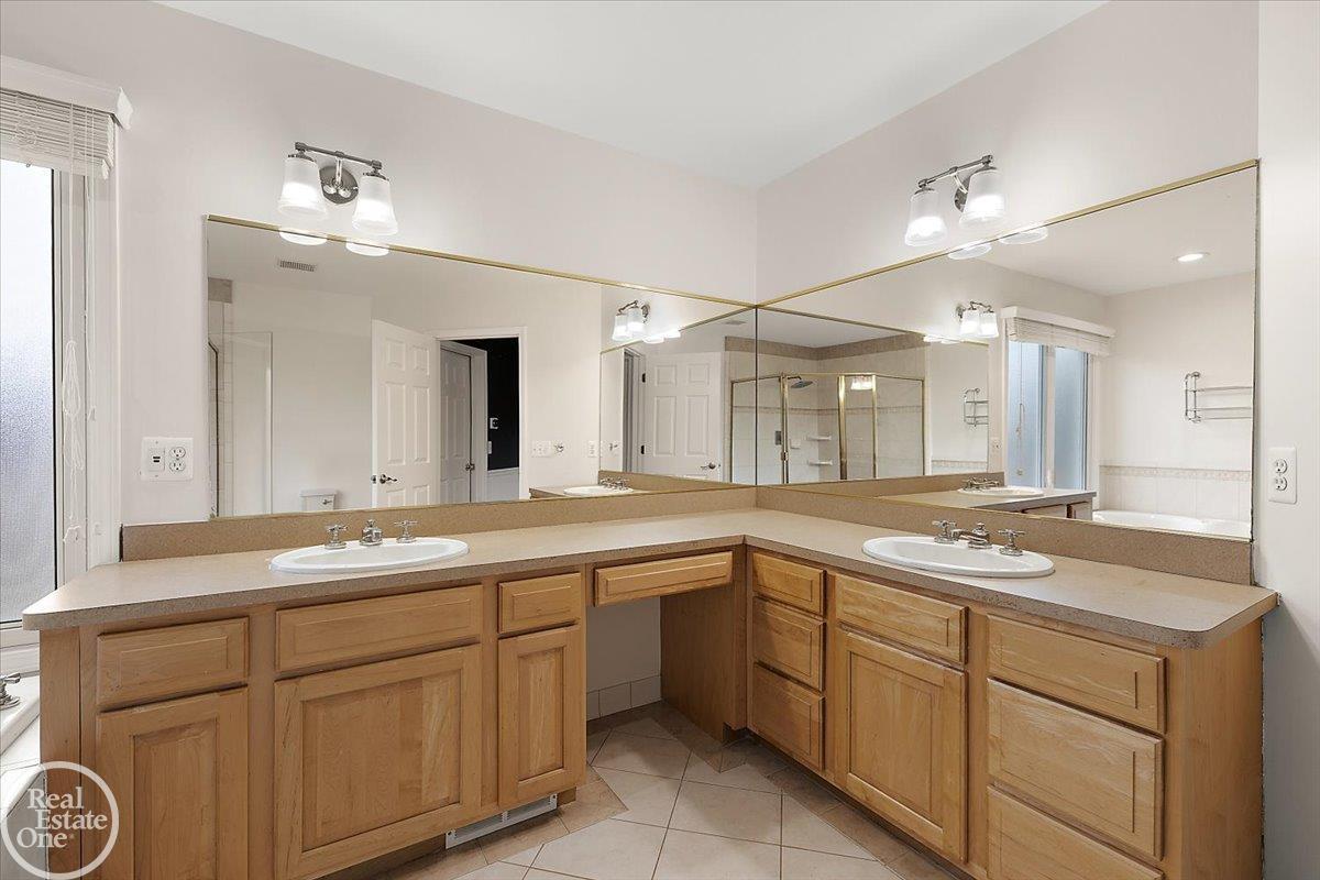 59807 Glacier Ridge N. Drive Unit 59 Unit: Unit #59