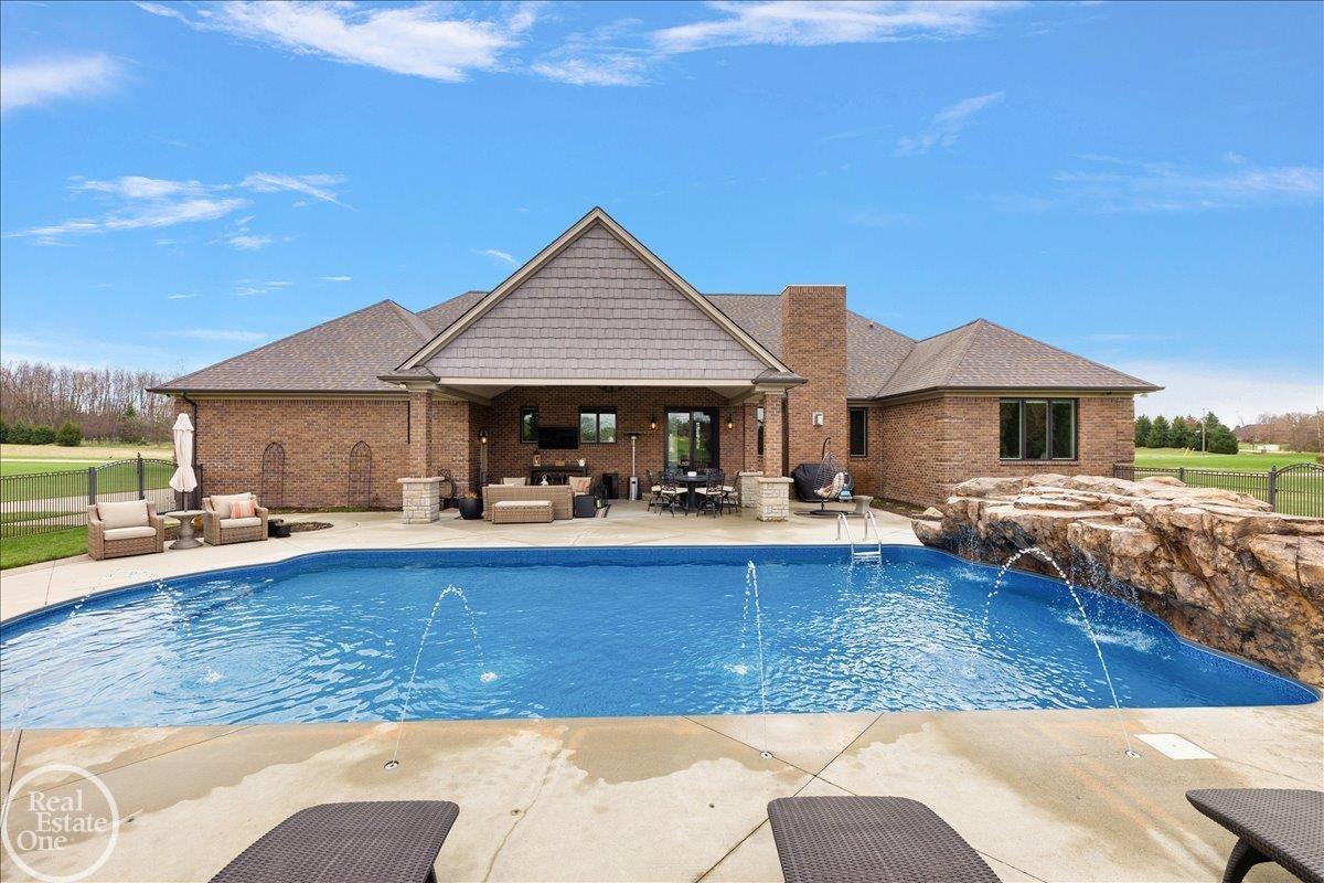 69211 Meadowbrook Lane Unit 1 Unit: Unit #1