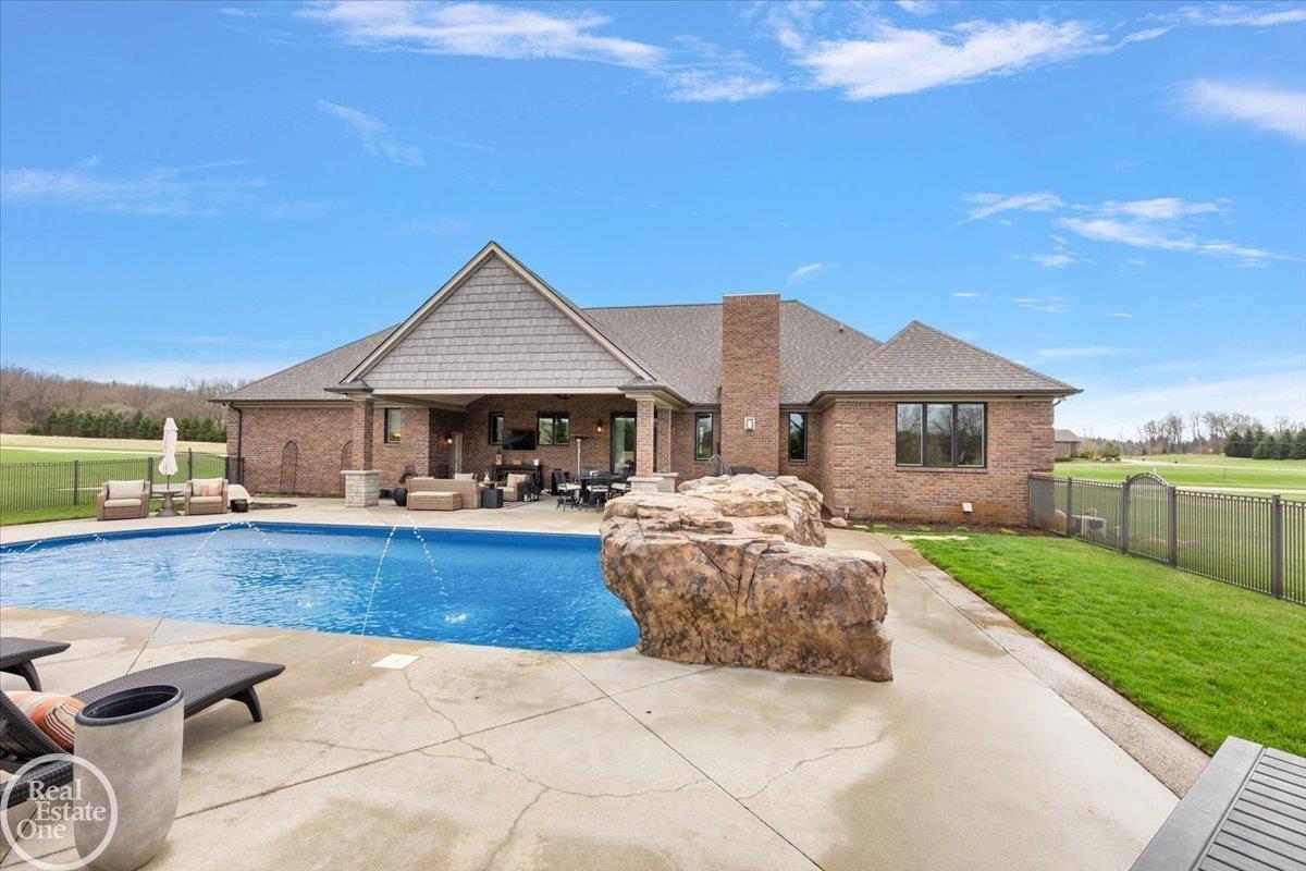 69211 Meadowbrook Lane Unit 1 Unit: Unit #1