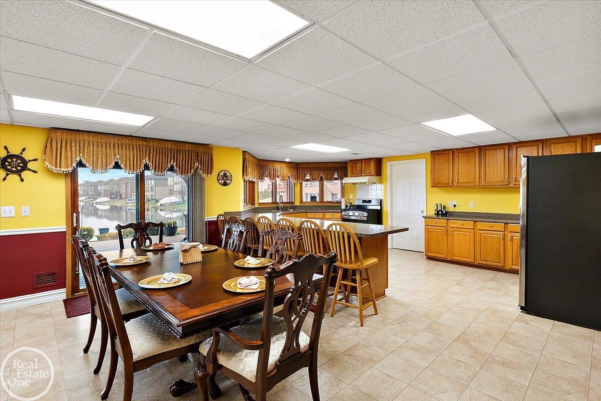 51577 Merry Lane