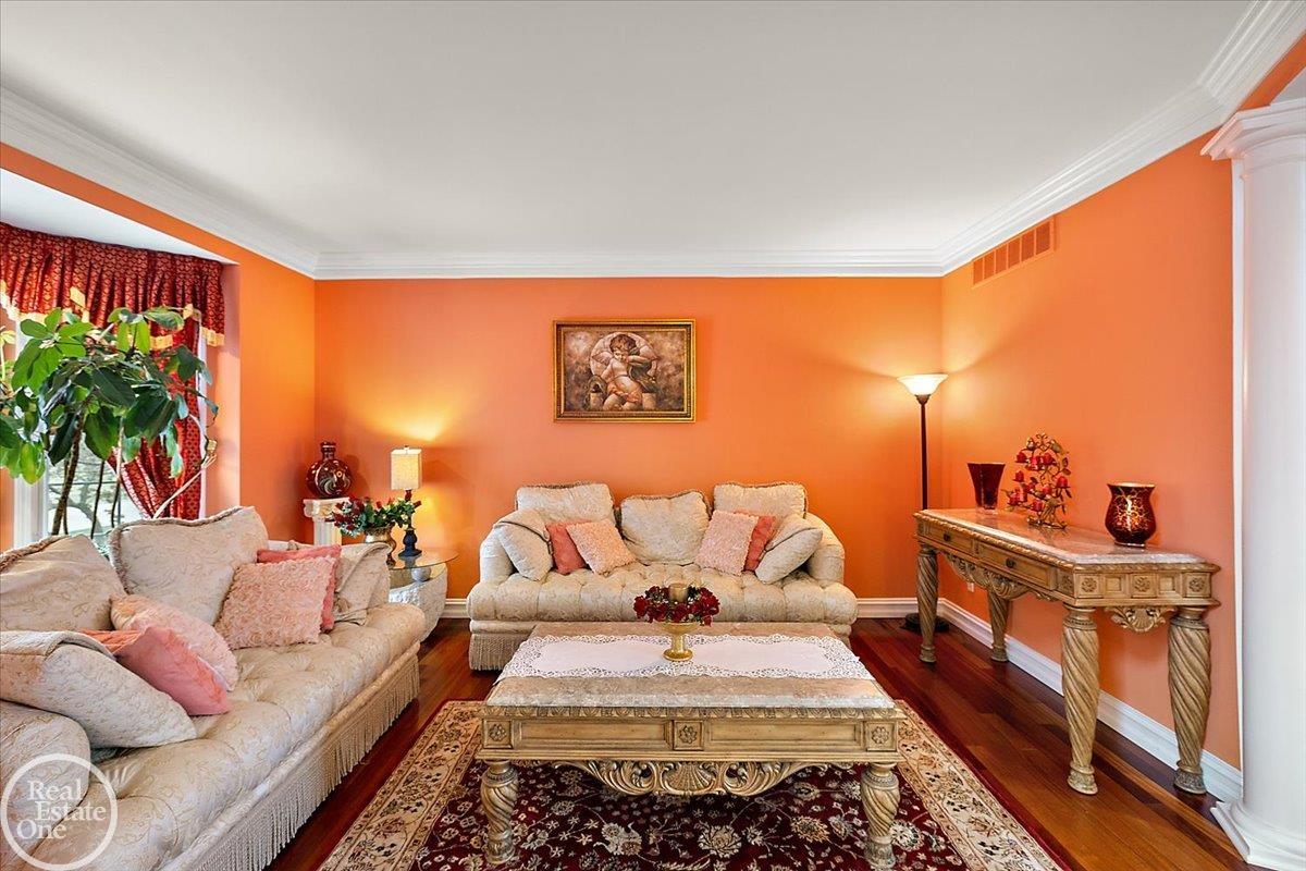 51577 Merry Lane