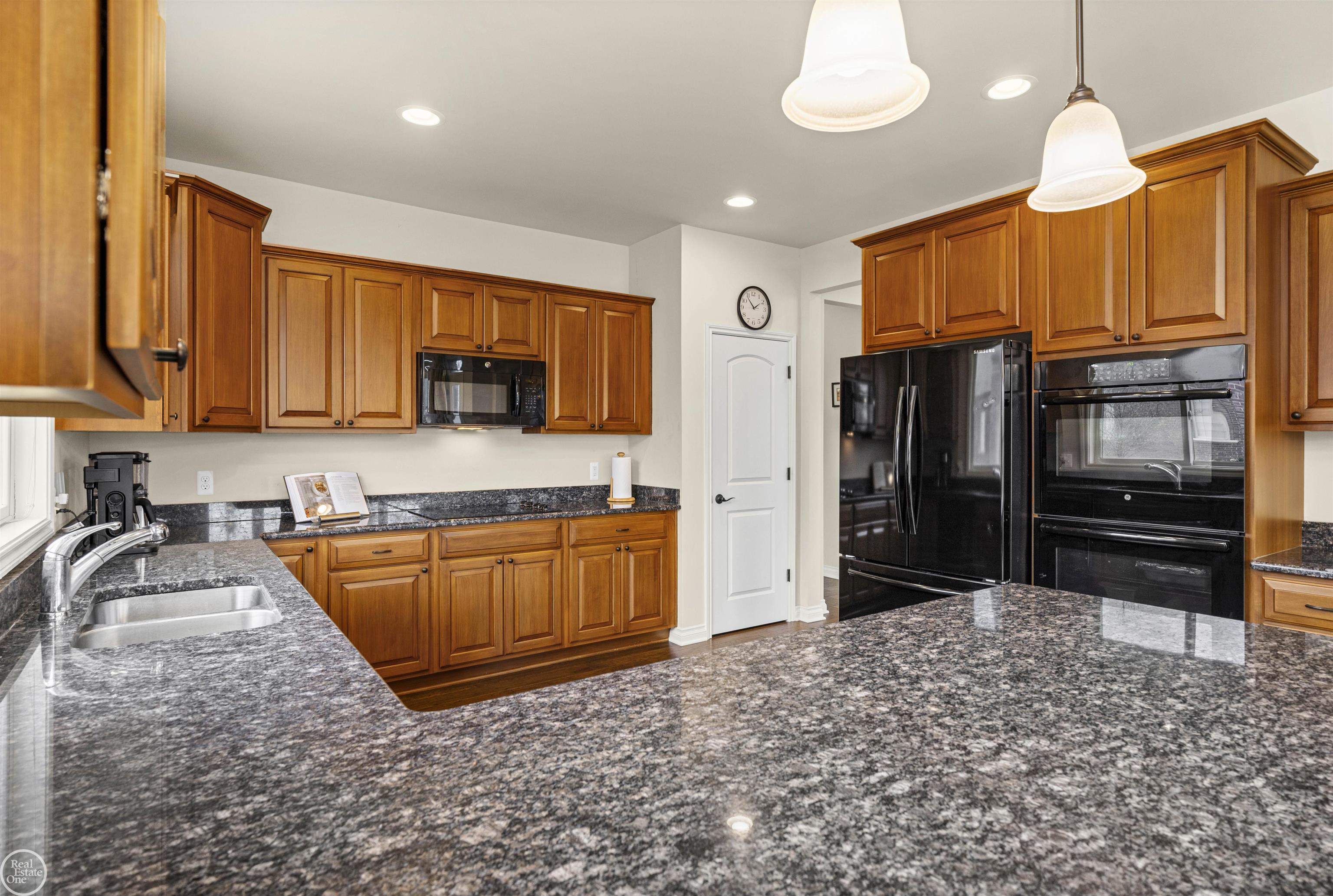 6426 Annapolis Drive