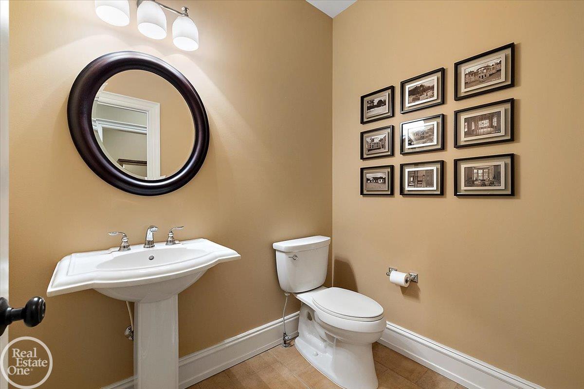 170 Fern Drive Unit 11 Unit: Unit #11