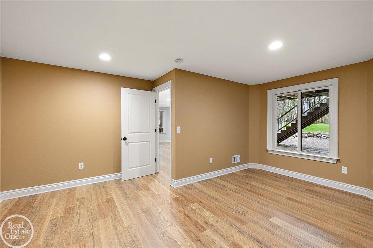 170 Fern Drive Unit 11 Unit: Unit #11