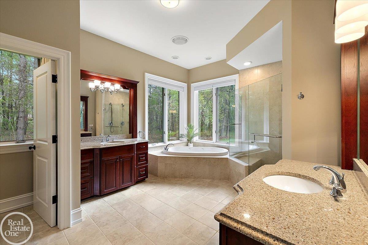 170 Fern Drive Unit 11 Unit: Unit #11