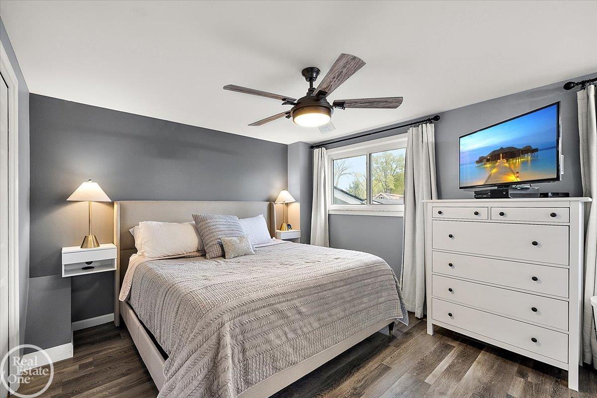 39684 Shoreline Drive
