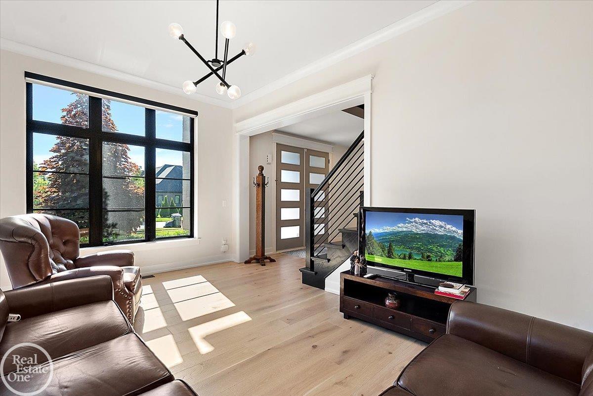 52801 Royal Park Avenue Unit 6 Unit: Unit #6