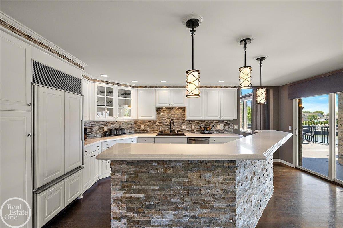 49572 Compass Point Drive