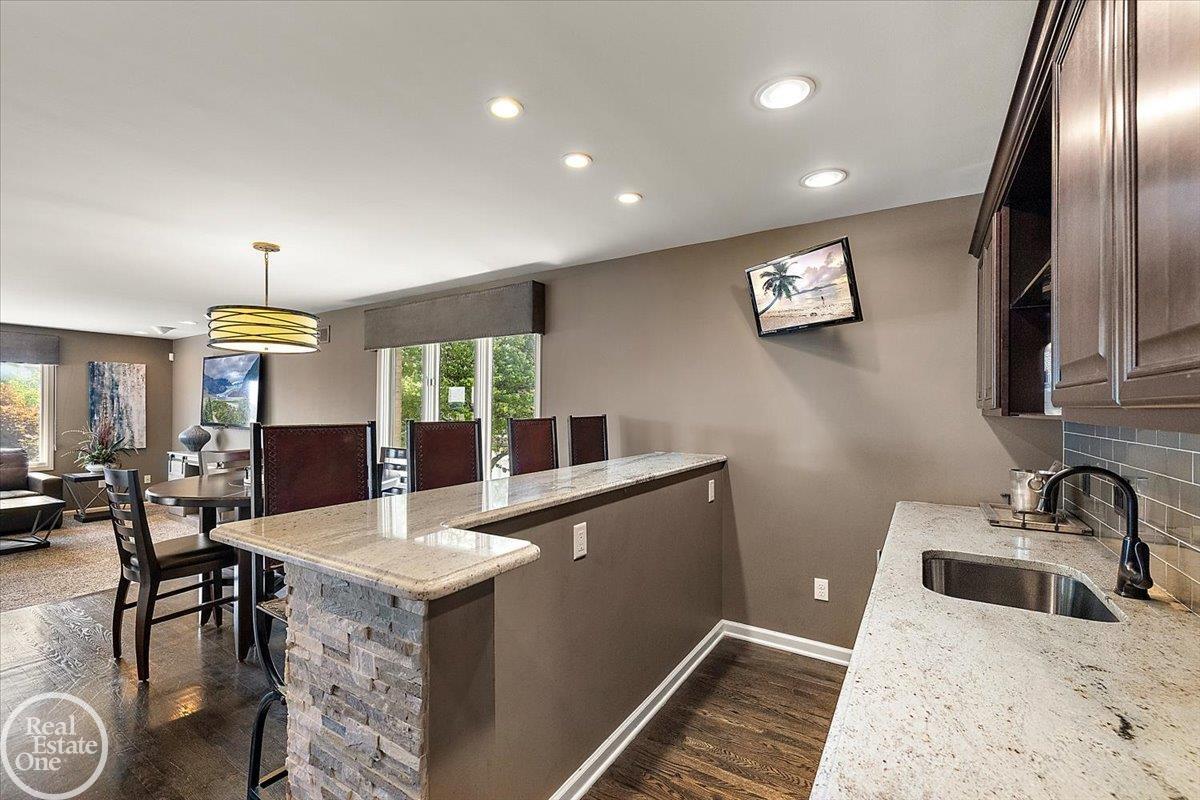 49572 Compass Point Drive
