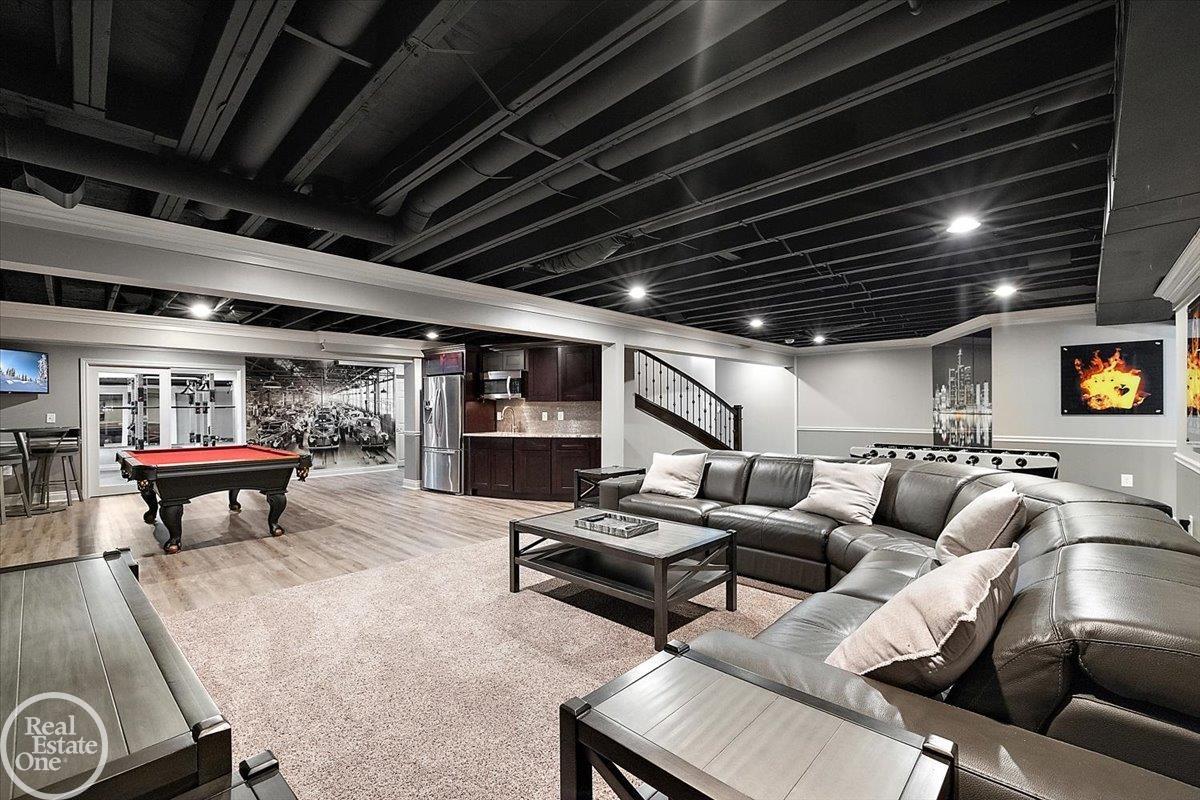 49572 Compass Point Drive