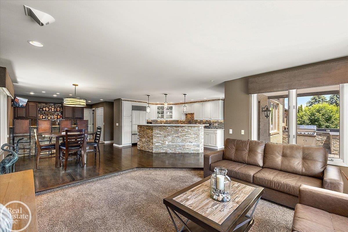 49572 Compass Point Drive