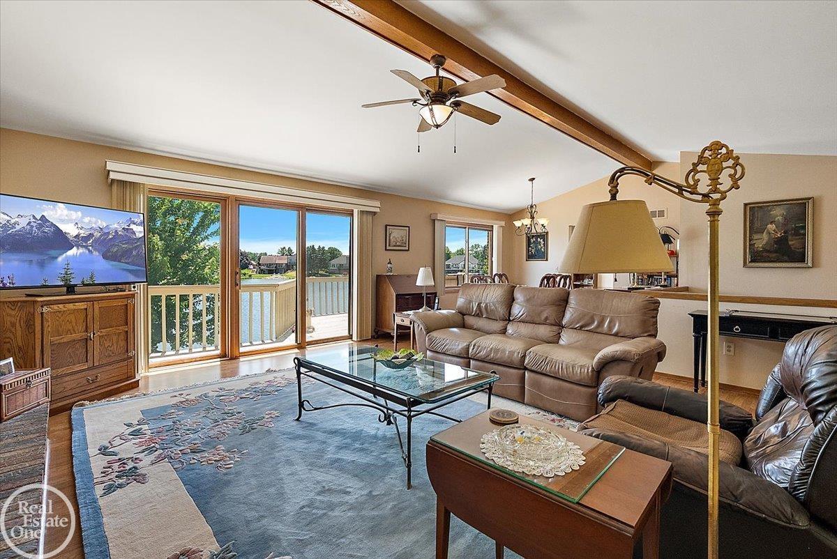 3286 Sandy Pt. Drive