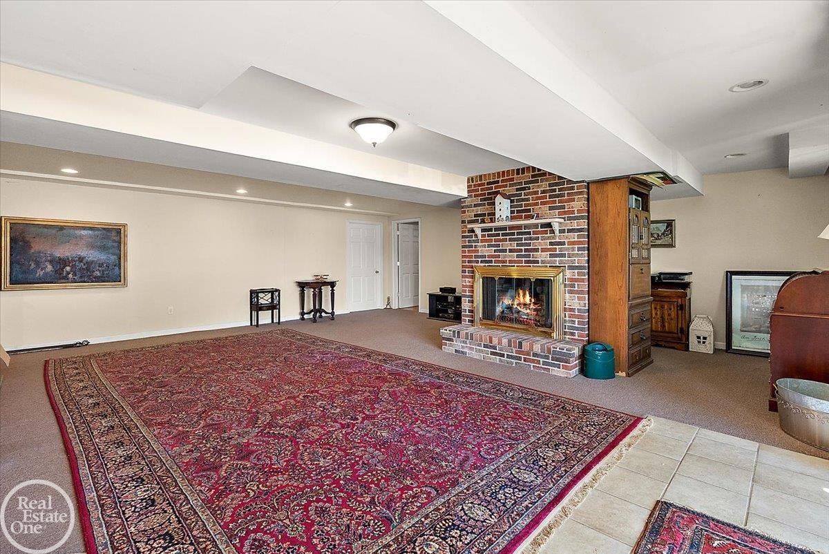3286 Sandy Pt. Drive