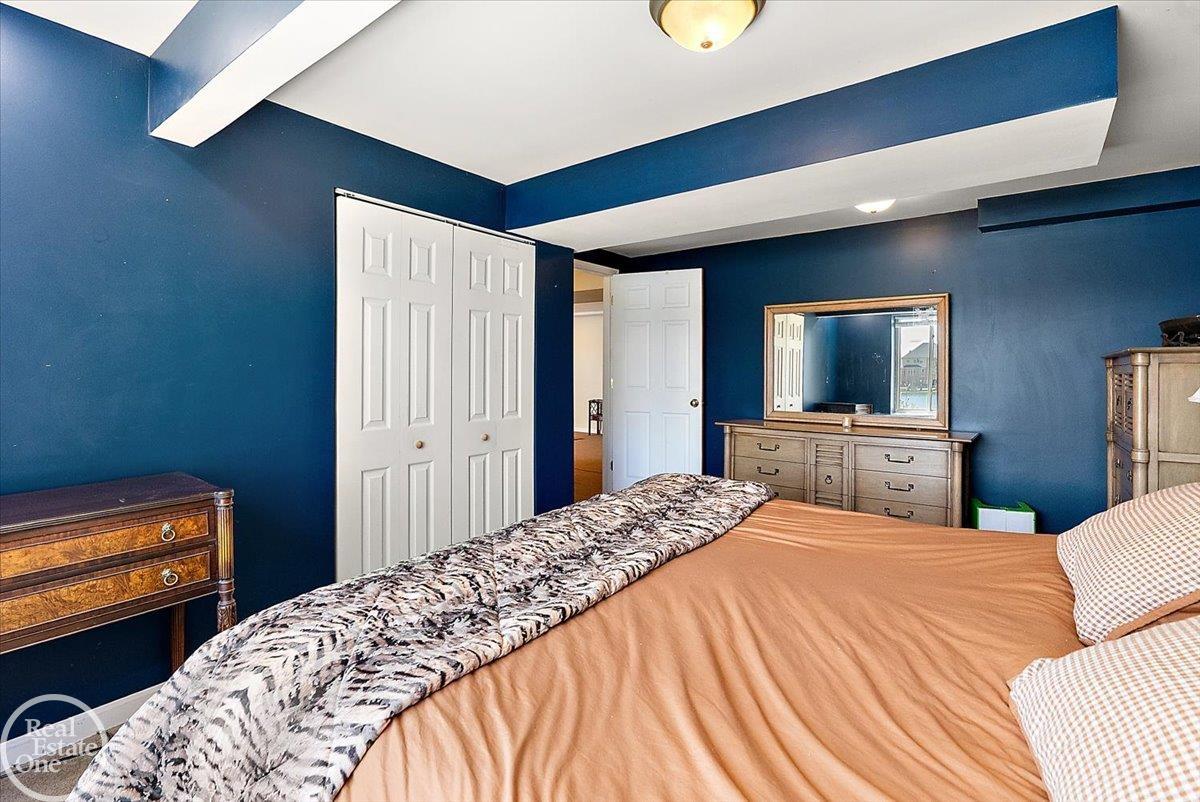 3286 Sandy Pt. Drive