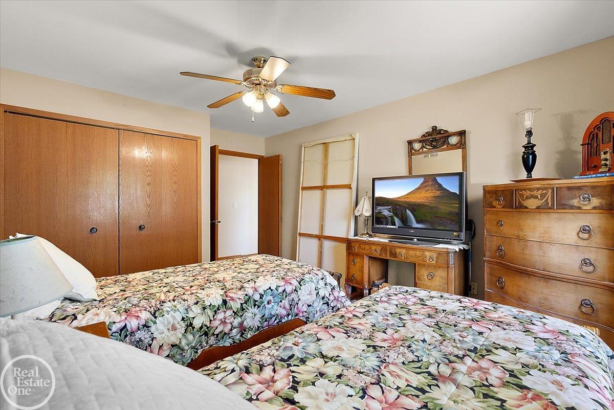 3286 Sandy Pt. Drive