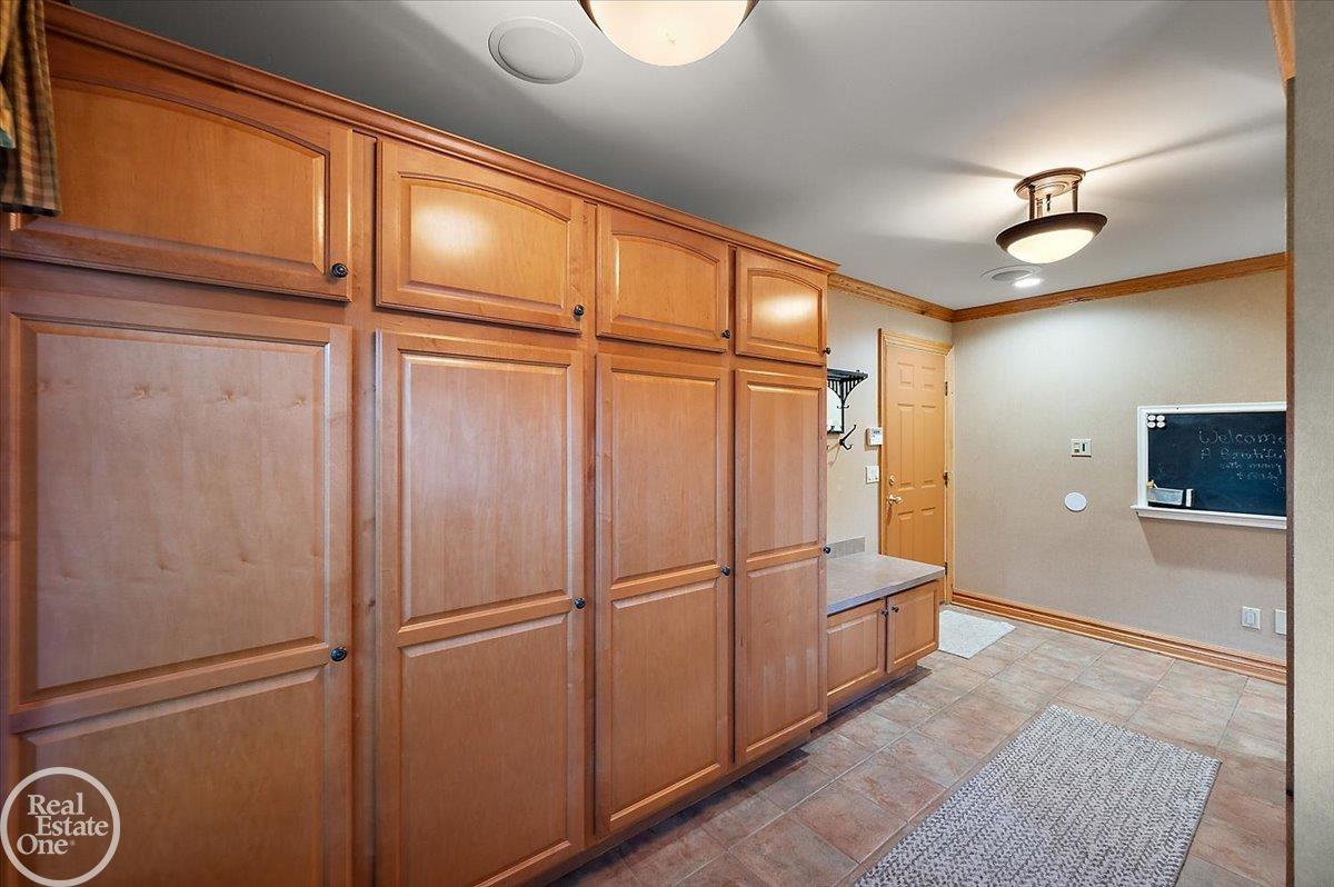 8849 Heatherwood Court