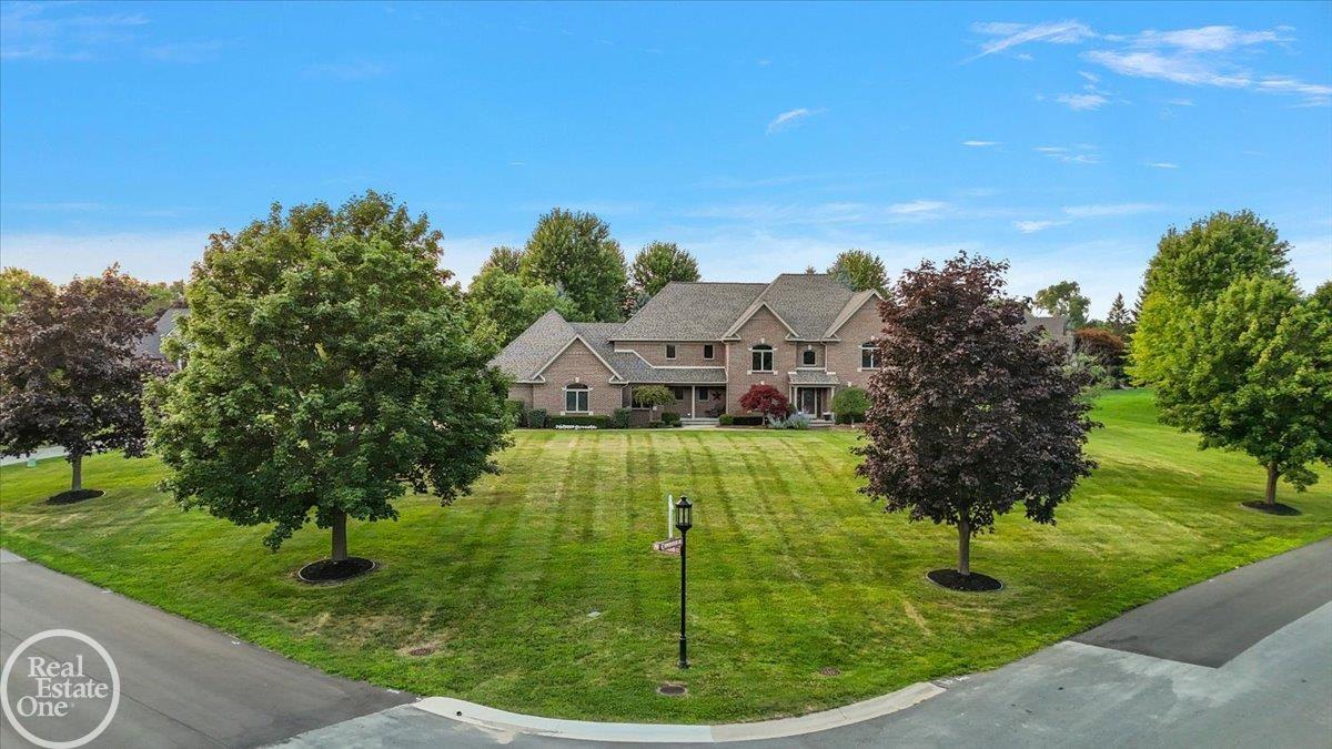 8849 Heatherwood Court