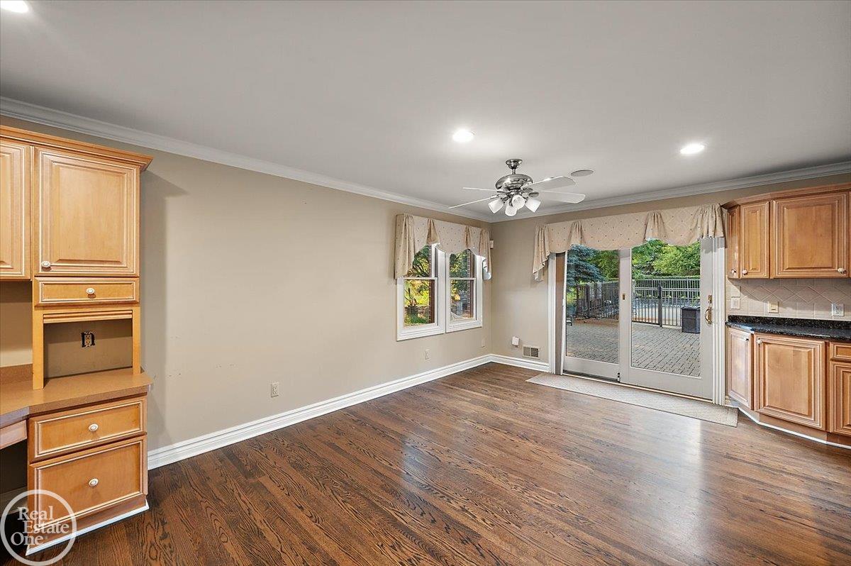 8849 Heatherwood Court