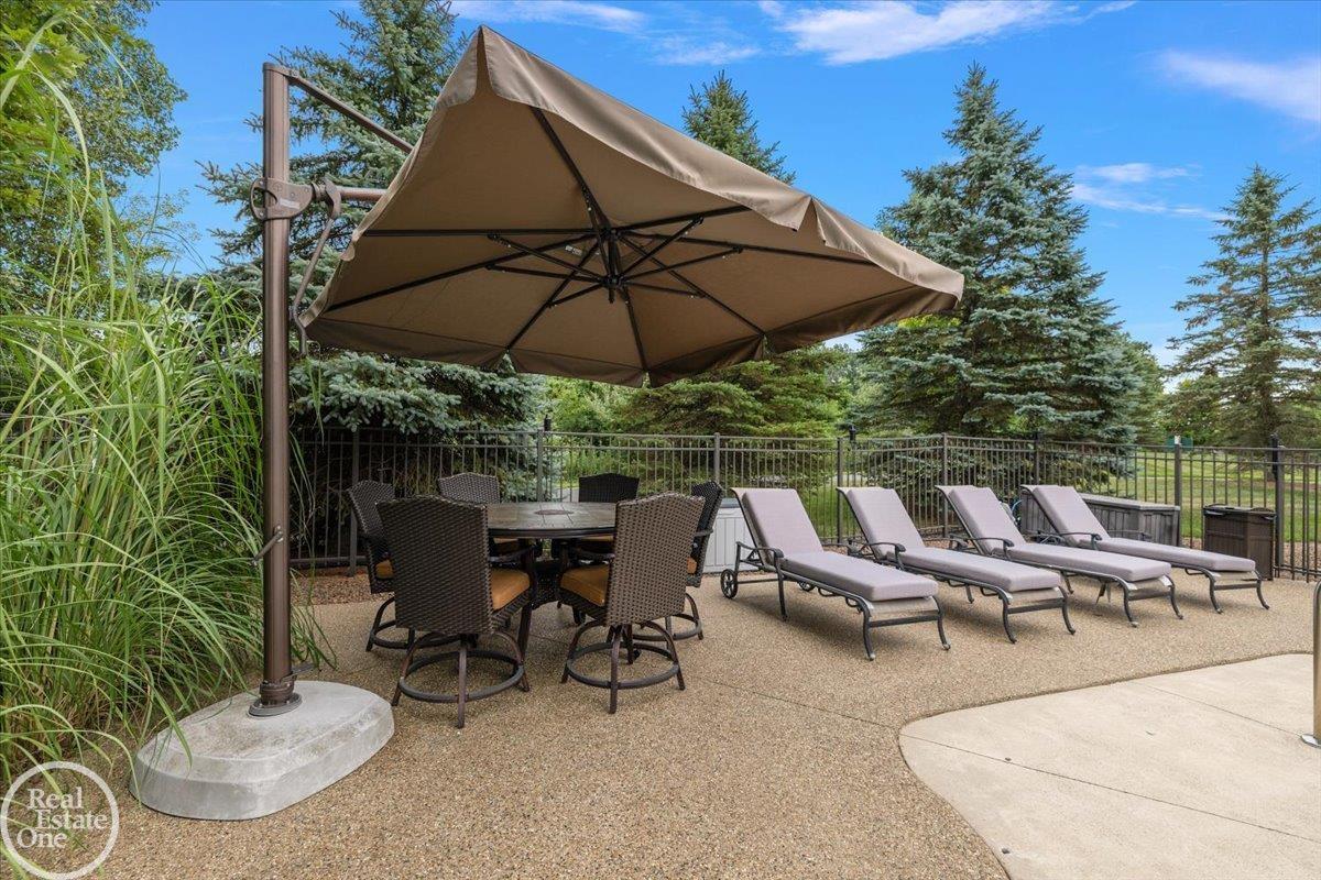 62682 Coralburst Drive Unit 16 Unit: Unit #16