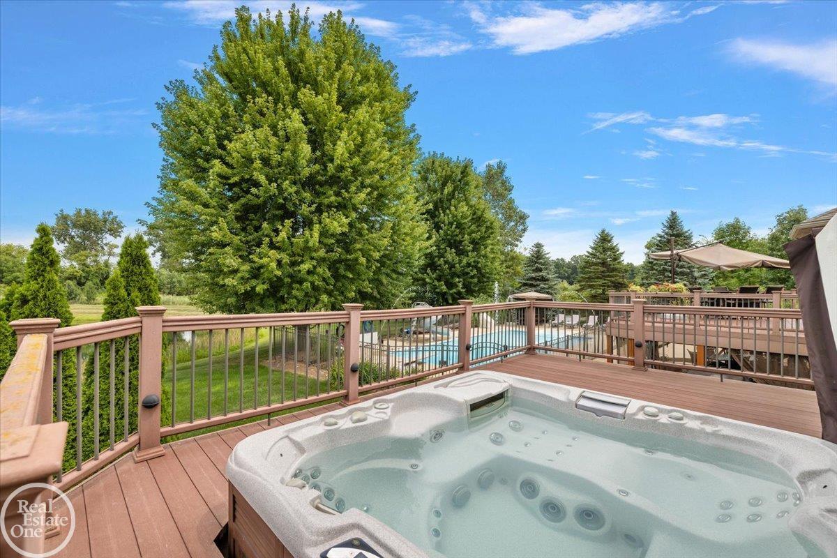 62682 Coralburst Drive Unit 16 Unit: Unit #16