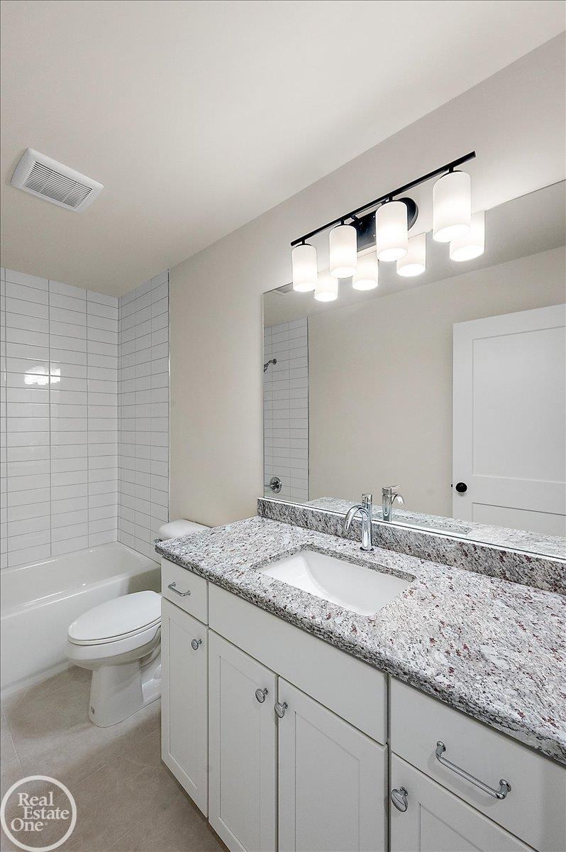 5816 Greenview Street Unit 2 Unit: Unit #2