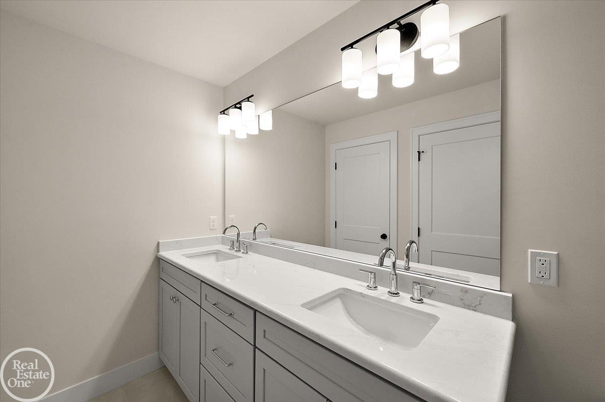 5816 Greenview Street Unit 2 Unit: Unit #2