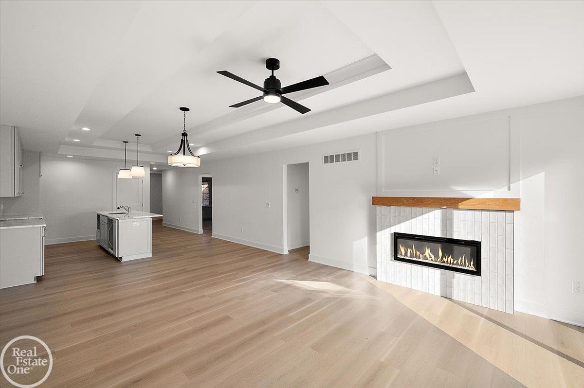 5804 Greenview Street Unit 4 Unit: Unit #4