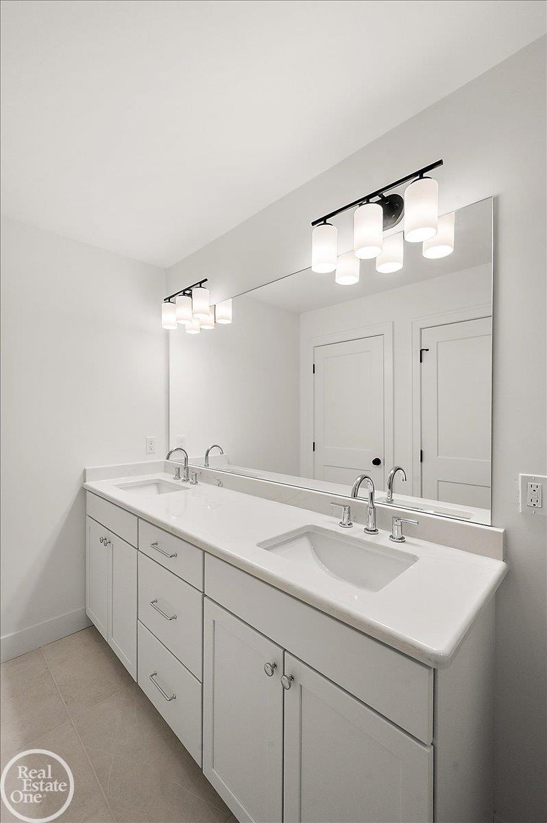 5804 Greenview Street Unit 4 Unit: Unit #4