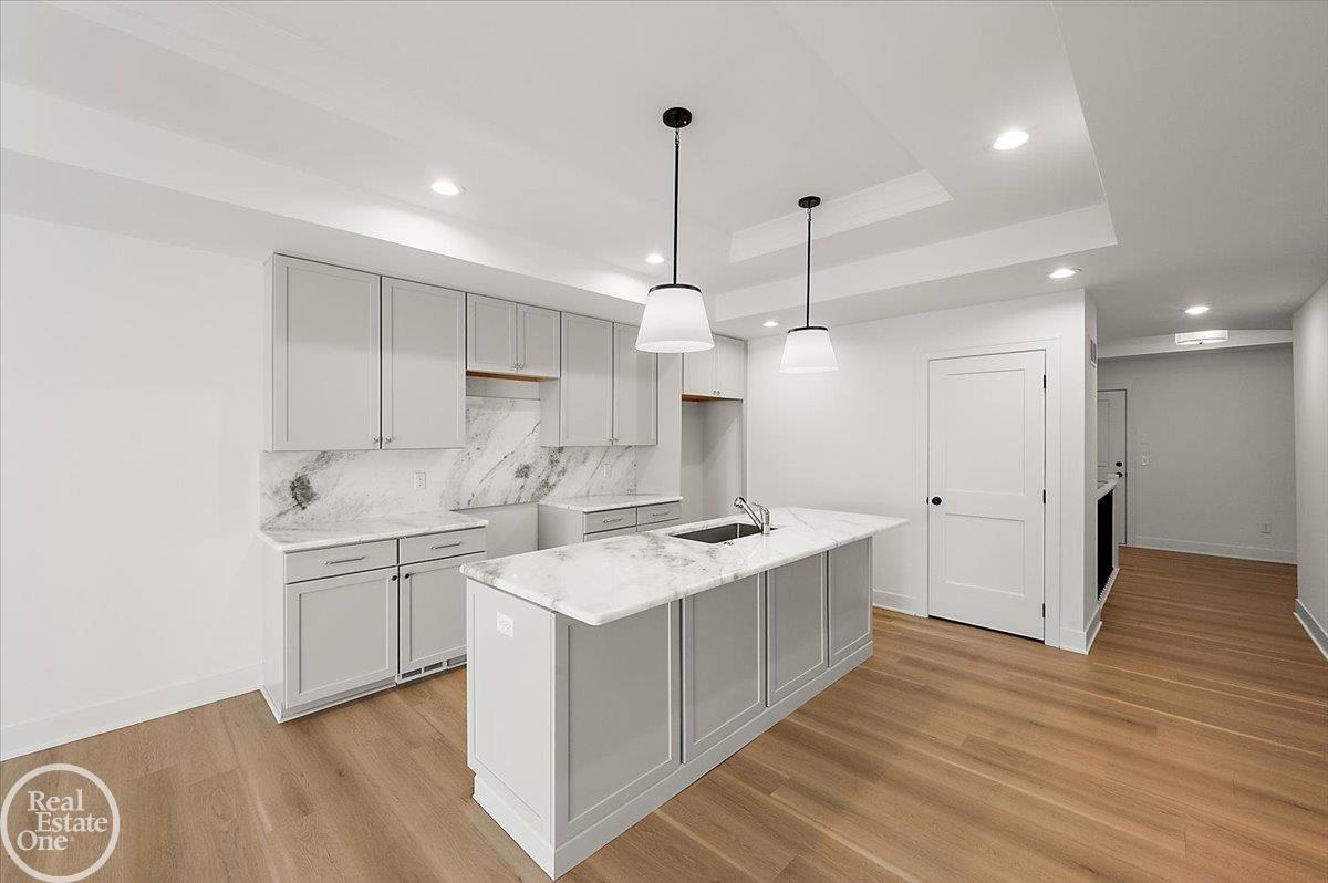 5804 Greenview Street Unit 4 Unit: Unit #4