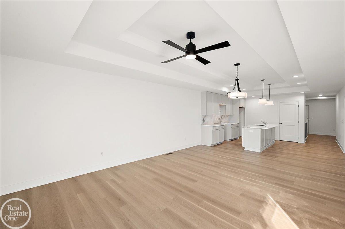5804 Greenview Street Unit 4 Unit: Unit #4