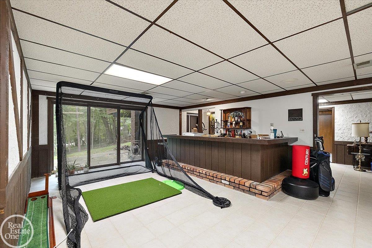 523 Ridgewood Road