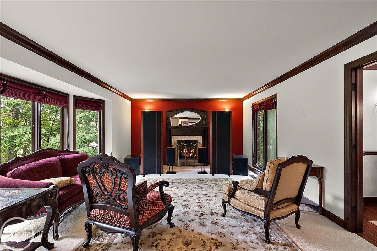 523 Ridgewood Road