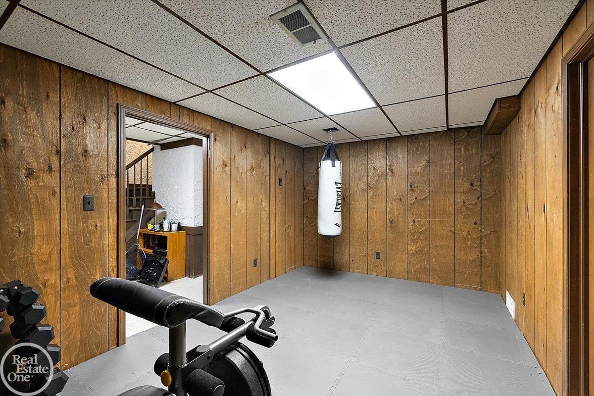 523 Ridgewood Road