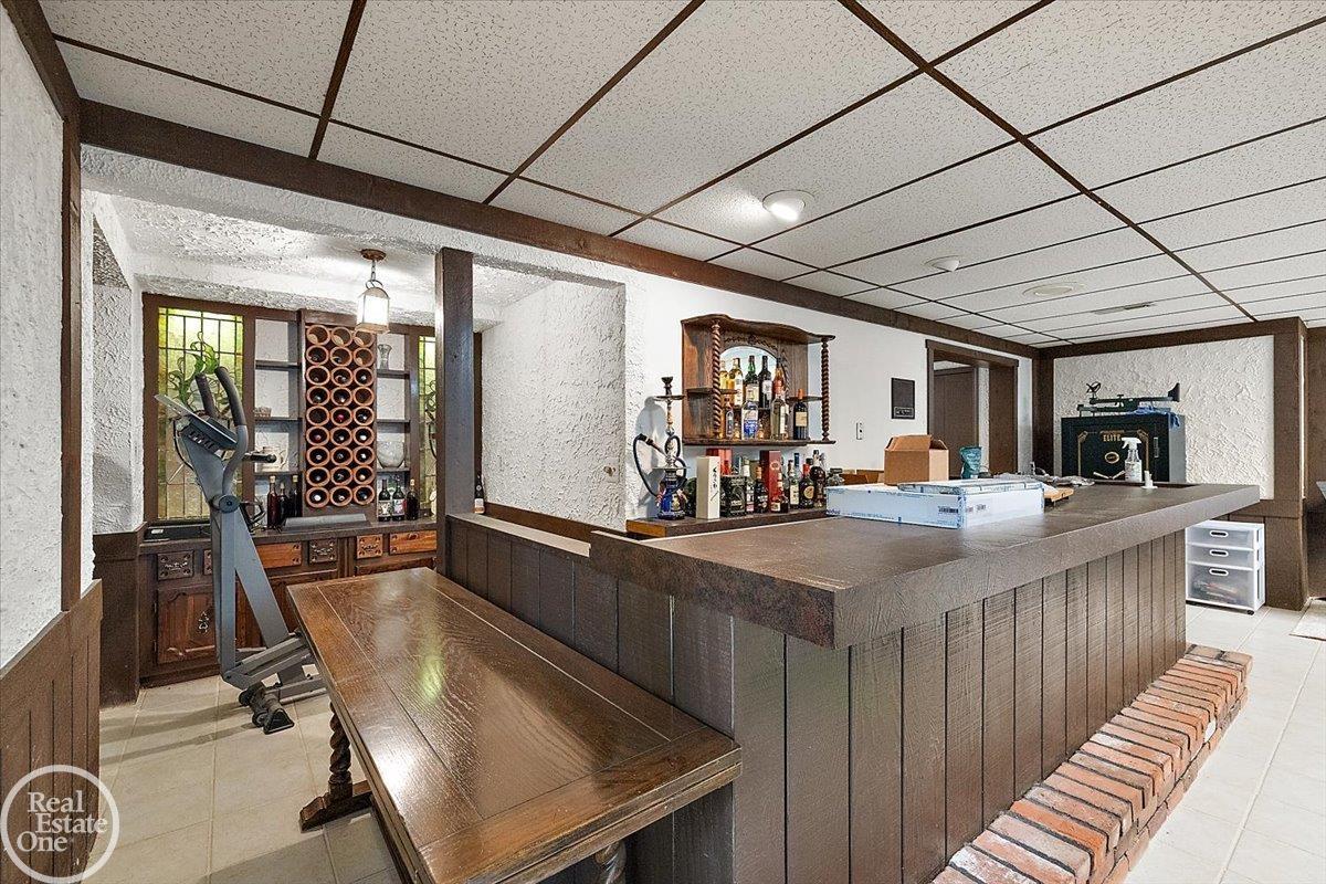 523 Ridgewood Road