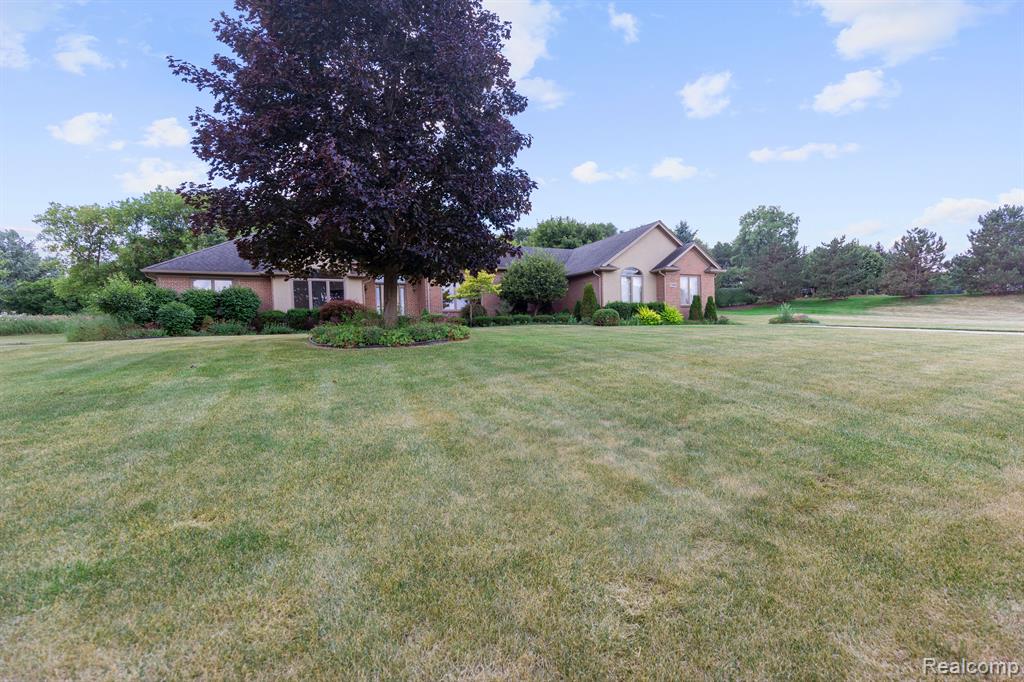 71064 Burlison Lane