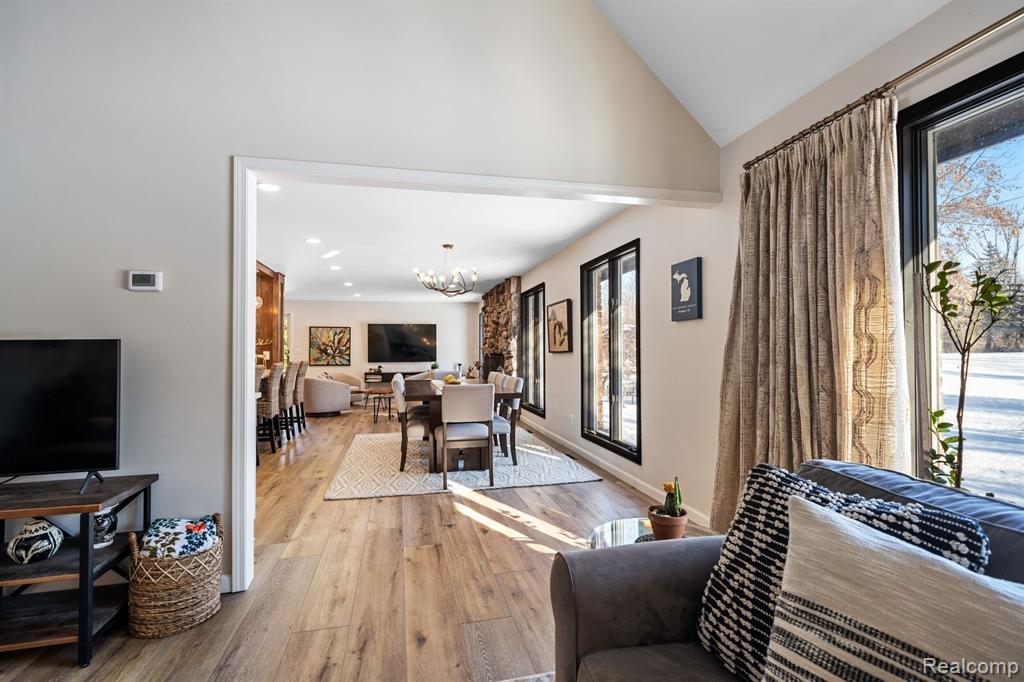 72000 Lassier Road