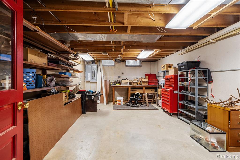 72000 Lassier Road