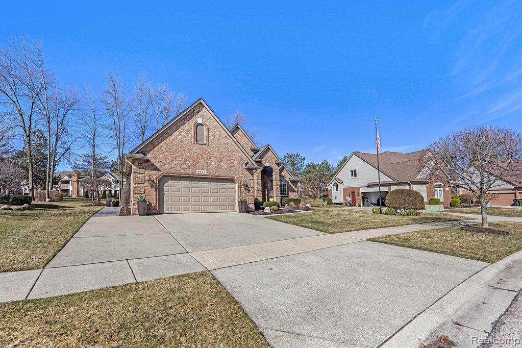 6634 Saint Andrews Drive
